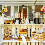 Apartment Christiane In Der Zum Kronprinzen Direkt Gegenüber Der Saarowtherme